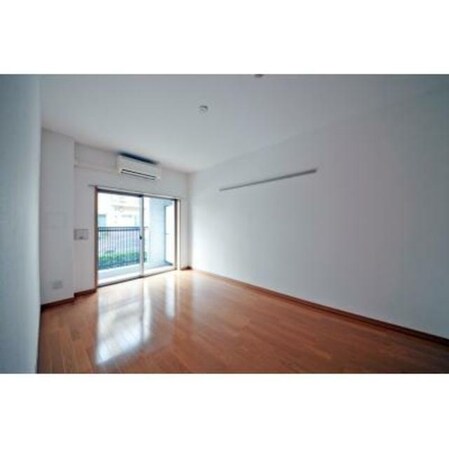 ルミエール中町の物件内観写真